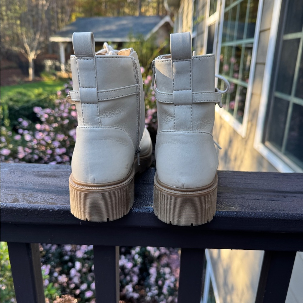 R Report Layla Ivory Block Heel Chain Trim Bootie… - image 5